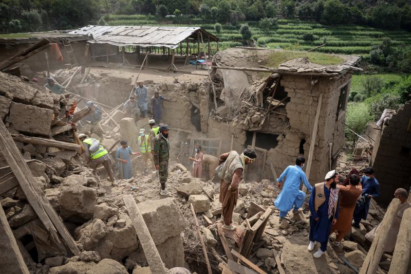 dong dat o Afghanistan anh 2