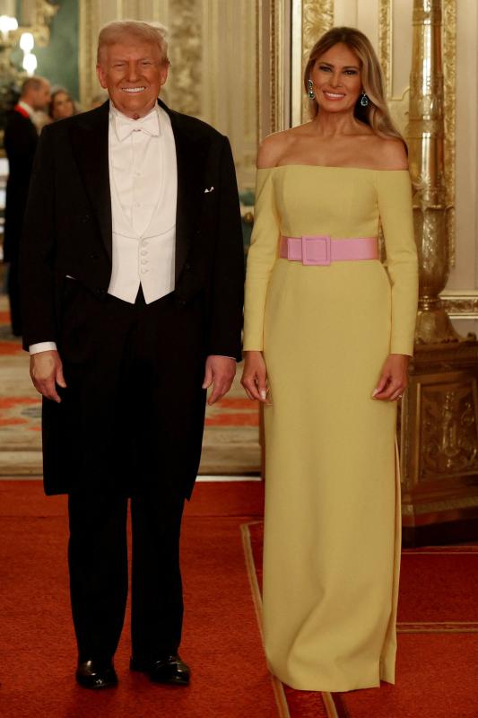Melania Trump,  vo ong Trump,  De nhat phu nhan,  Dior,  Burberry,  Carolina Herrera anh 3