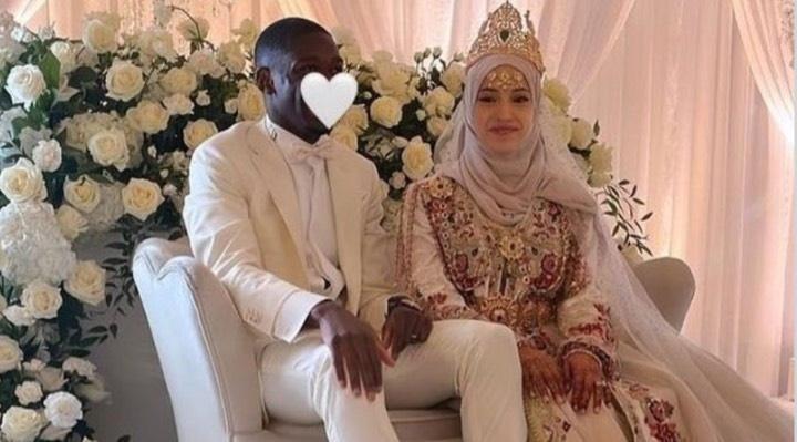 Rima Edbouche,  Ousmane Dembele,  vo Dembele,  Qua bong vang Dembele anh 8