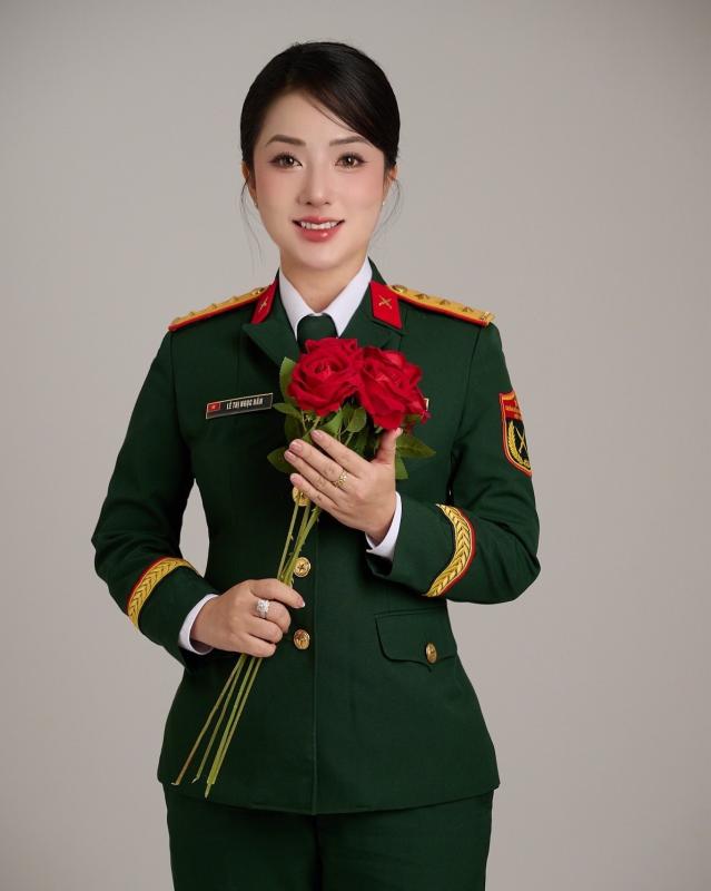 nguoi doc thuyet minh A80 anh 8