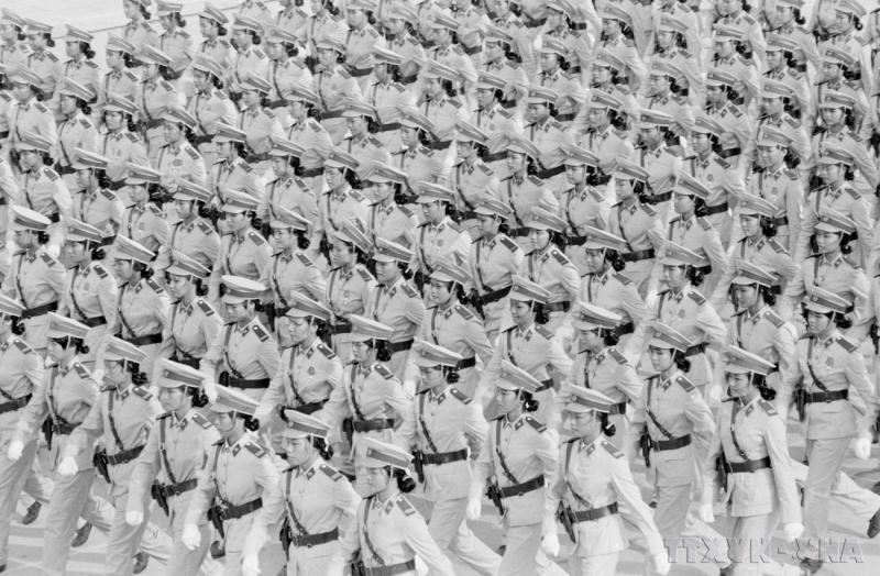 le duyet binh,  ngay quoc khanh,  quang truong ba dinh,  thong nhat dat nuoc,  Tet Doc lap anh 18
