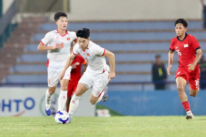 U23 Viet Nam vs Singapore anh 4