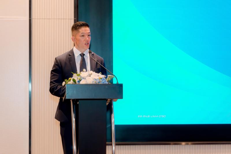 Long Chau,  Pfizer,  Pfizer Viet Nam anh 2