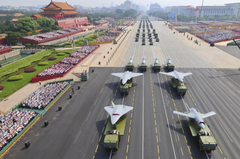 UAV chien dau tang hinh anh 1