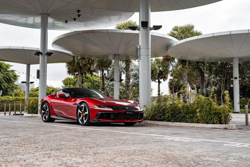 sieu xe,  singapore,  ferrari,  812,  812 superfast,  12cilindri,  ferrari 12cilindri,  v12,  hut khi tu nhien,  849 testarossa,  testarossa,  hybrid,  v8 anh 1