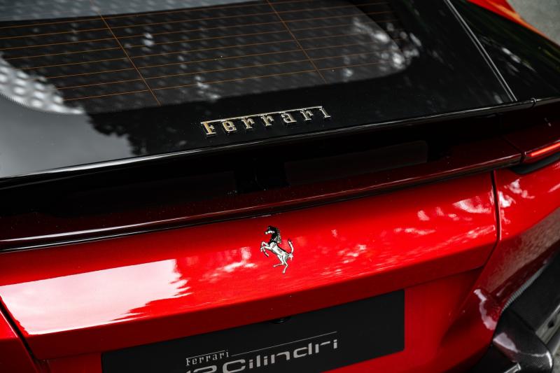 sieu xe,  singapore,  ferrari,  812,  812 superfast,  12cilindri,  ferrari 12cilindri,  v12,  hut khi tu nhien,  849 testarossa,  testarossa,  hybrid,  v8 anh 4