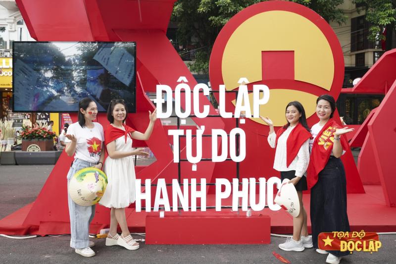 Quoc Khanh,  2-9,  ho Guom,  Vietinbank,  ngan hang so,  ngan hang Vietinbank anh 8