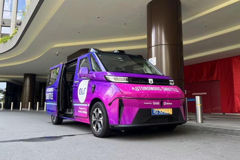 xe tu dong,  xe tu hanh,  tu hanh,  shuttle,  xe buyt,  xe buyt mini,  singapore,  grab,  punggol,  weride,  ComfortDelGro,  Pony.ai anh 3