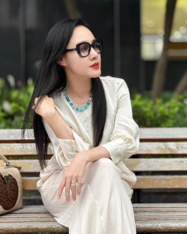 nguoi doc thuyet minh A80 anh 4