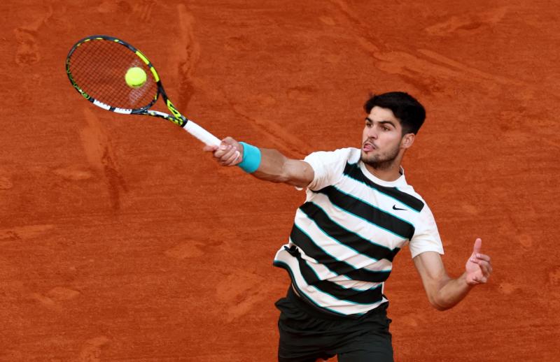 Carlos Alcaraz tai san,  Carlos Alcaraz tien,  Carlos Alcaraz US Open,  Carlos Alcaraz Grand Slam,  Carlos Alcaraz quan vot,  Alcaraz vo dich anh 3