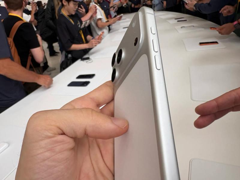 Bo doi iPhone 17 Pro anh 8