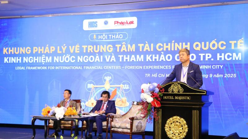 trung tam tai chinh anh 1