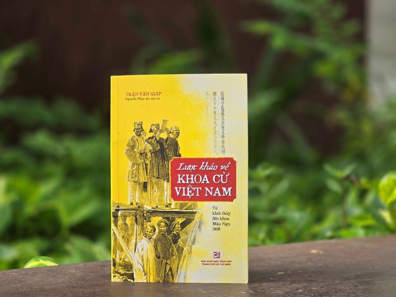 thi cu thoi phong kien anh 12