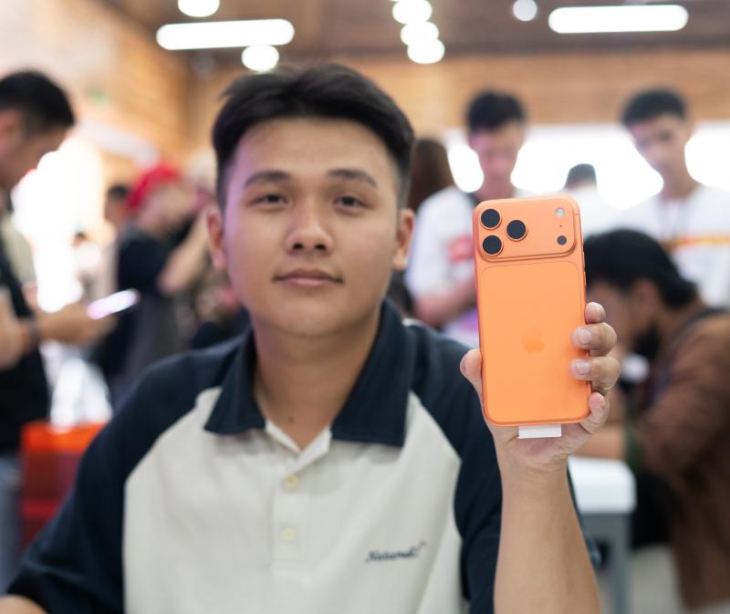 mo ban iPhone 17 anh 5