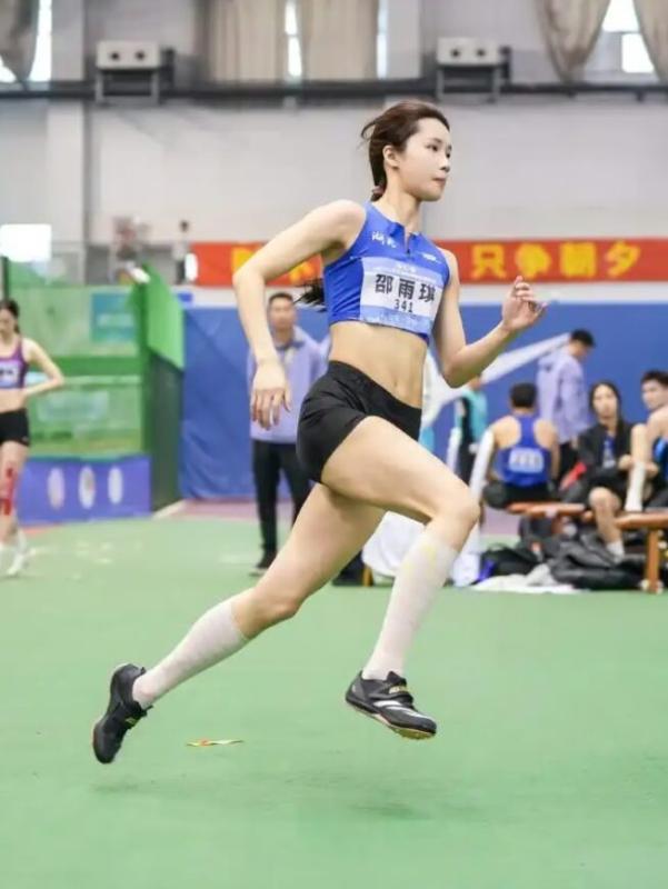 Shao Yuqi,  Wu Yanni,  Xia Sining,  nu than dien kinh anh 3