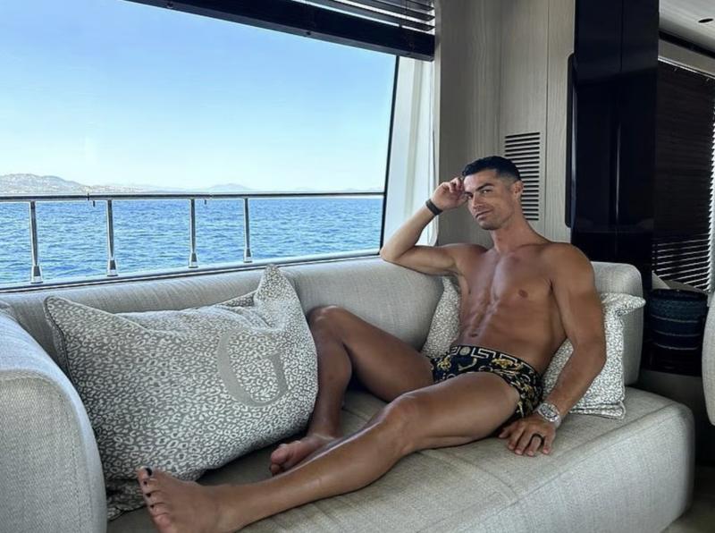 Rolex,  Hublot,  Jacob & Co,  Casio,  Ronaldo,  Cristiano Ronaldo,  dong ho Ronaldo,  CR7 anh 5