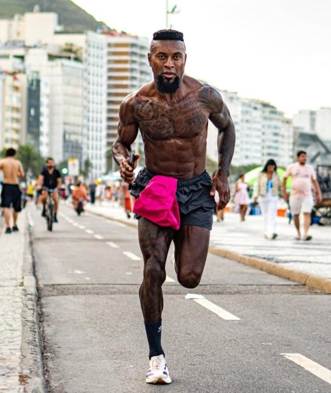 Ze Roberto anh 1