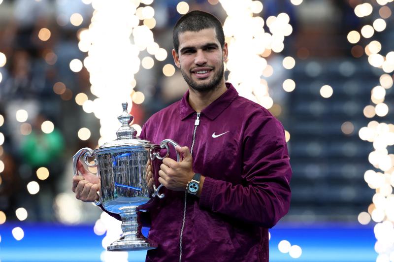 Carlos Alcaraz tai san,  Carlos Alcaraz tien,  Carlos Alcaraz US Open,  Carlos Alcaraz Grand Slam,  Carlos Alcaraz quan vot,  Alcaraz vo dich anh 2