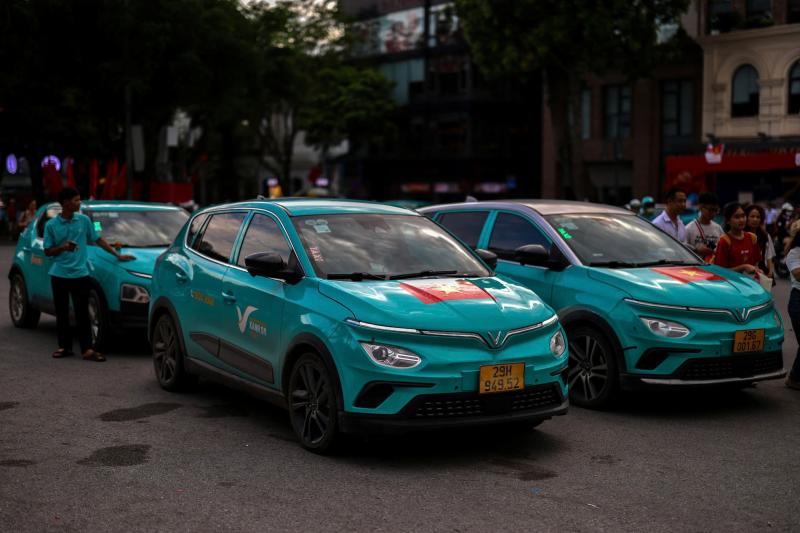 xe dien VinFast,  dich vu taxi dien,  Dong Nam A anh 1