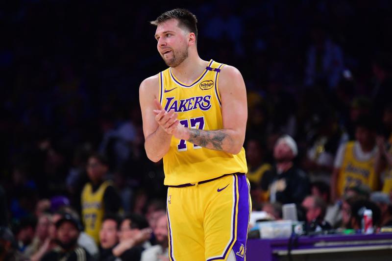 biet thu toi gian,  Luka Doncic biet thu,  living anh 9