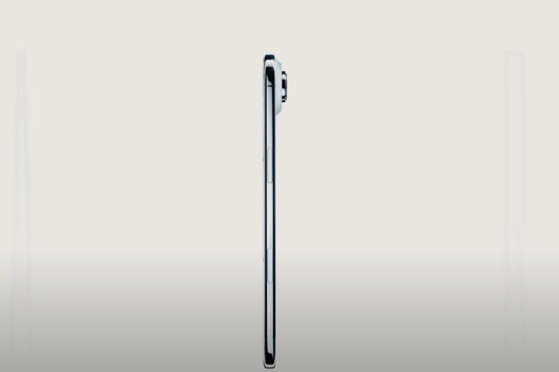quang cao iphone air anh 2