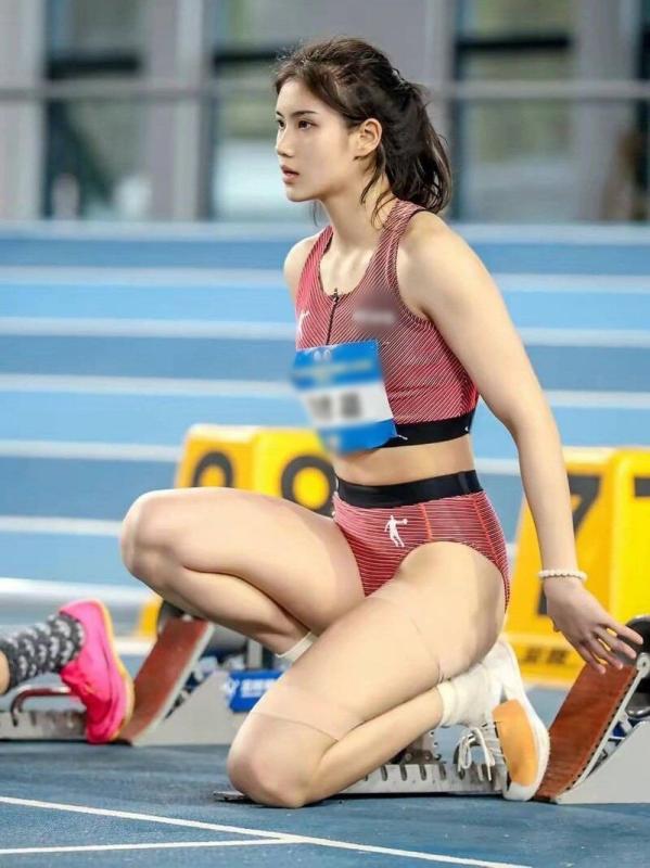 Shao Yuqi,  Wu Yanni,  Xia Sining,  nu than dien kinh anh 7