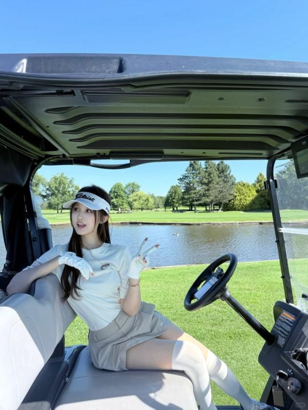 golf,  cau lac bo golf,  doanh thu golf,  do luu niem golf,  san logo,  kinh doanh pro shop anh 2