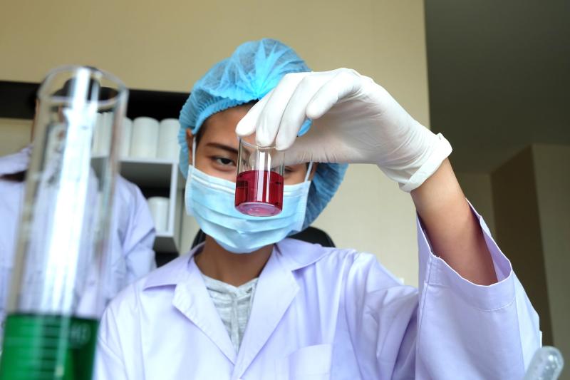 nhiem trung mau anh 1