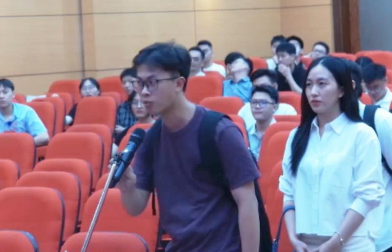 thi bac si noi tru anh 7