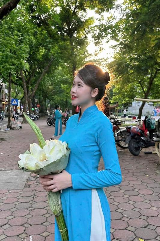 Trinh Xuan Hoang,  Nguyen Ngoc Anh,  vo Trinh Xuan Hoang,  chan dung Ngoc Anh,  nang WAG,  thong tin Ngoc Anh anh 4