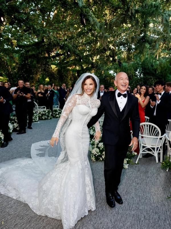 Lauren Sanchez,  Jeff Bezos,  vo Jeff Bezos,  dam cuoi Jeff Bezos,  dam cuoi ty phu,  sieu dam cuoi anh 9