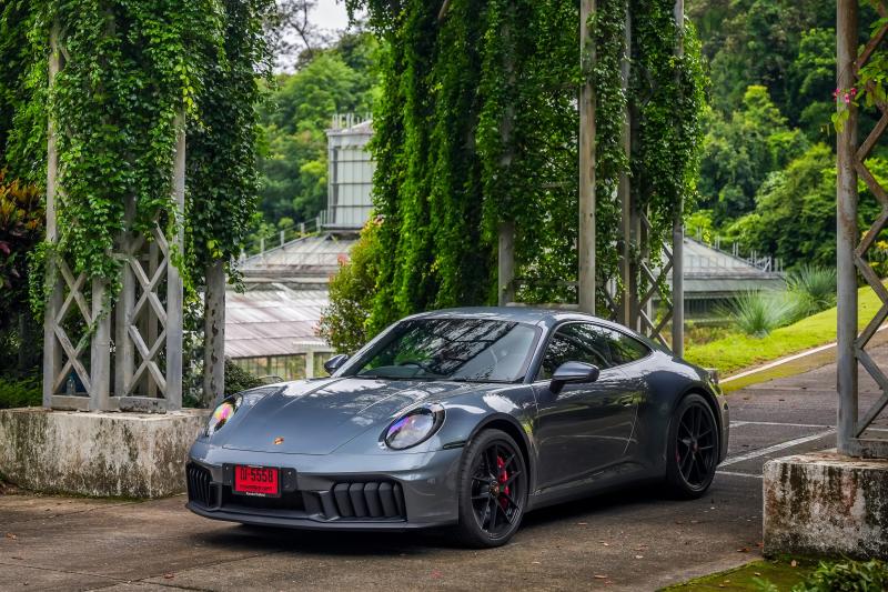 porsche,  ev,  xe dien,  hybrid,  phev,  cayman,  boxster,  porsche cayman,  porsche boxster,  macan,  taycan,  cayenne,  macan electric,  cayenne electric,  911,  gts,  911 carrera gts,  t-hybrid anh 4