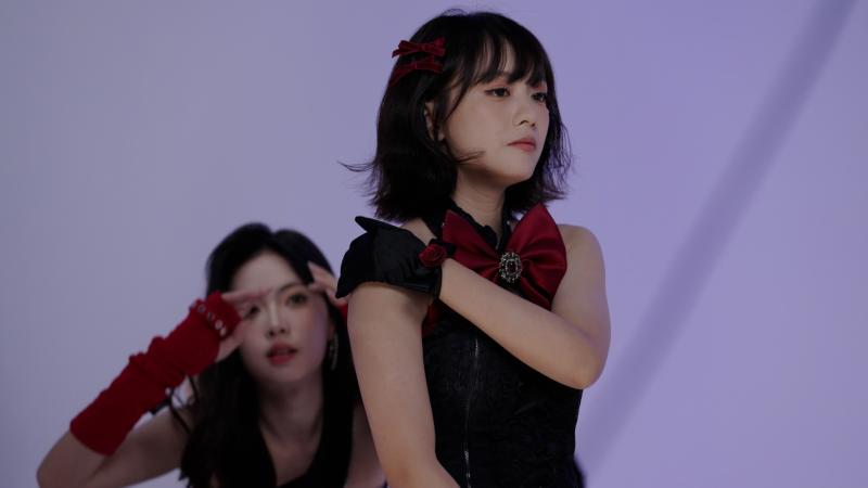 xuong livestream,  kiem song livestream,  tuanbo Douyin,  livestream Trung Quoc,  vu cong livestream,  cuoc song streamer anh 1