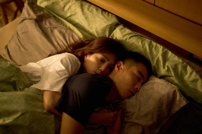 Us Without Sex anh 1
