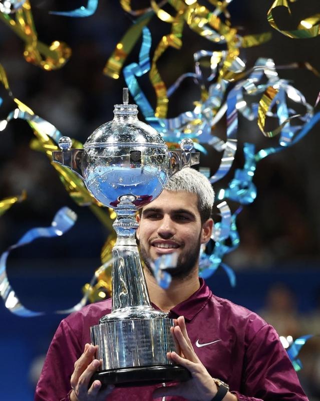 dong ho xa xi,  US Open,  Lien hoan phim Venice,  dong ho sao,  Richard Mille,  Hublot,  Jaeger-LeCoultre,  Rolex Daytona,  Cartier Santos,  TAG Heuer,  Patrick Mahomes,  LeBron James anh 6