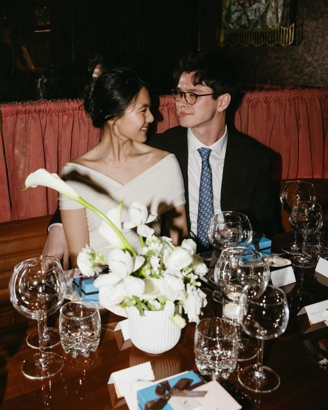 Dam cuoi Givenchy,  Sean Jung Da-hye,  le cuoi xa hoa,  nguoi thua ke Givenchy,  tiec cuoi thuong luu,  Givenchy Paris anh 3