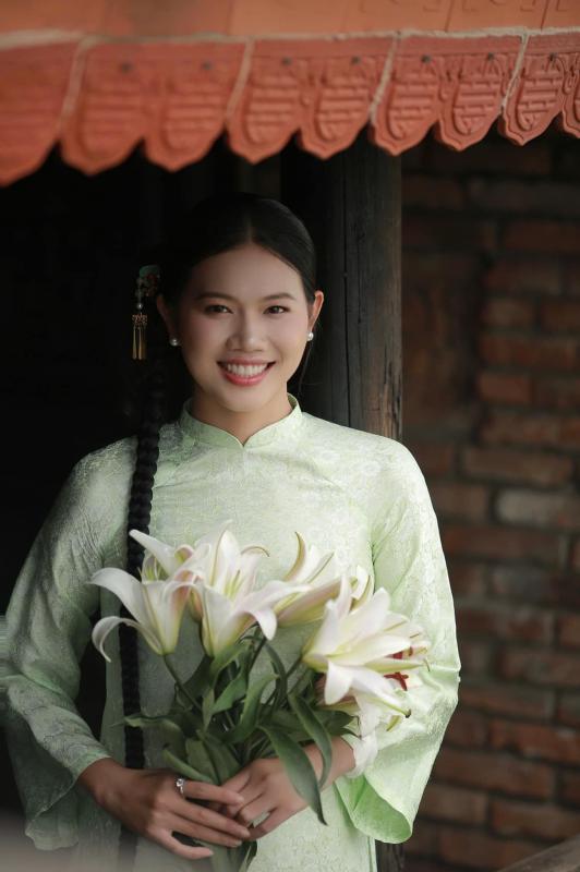 Anh Vien,  tien ca Anh Vien,  ngoai hinh Anh Vien anh 9