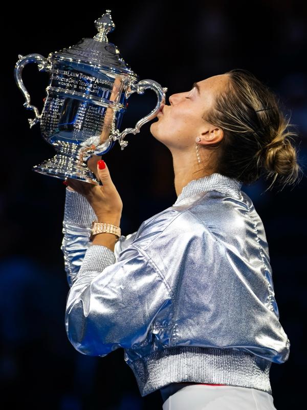 dong ho xa xi,  US Open,  Lien hoan phim Venice,  dong ho sao,  Richard Mille,  Hublot,  Jaeger-LeCoultre,  Rolex Daytona,  Cartier Santos,  TAG Heuer,  Patrick Mahomes,  LeBron James anh 5