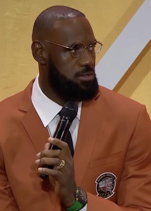 dong ho xa xi,  US Open,  Lien hoan phim Venice,  dong ho sao,  Richard Mille,  Hublot,  Jaeger-LeCoultre,  Rolex Daytona,  Cartier Santos,  TAG Heuer,  Patrick Mahomes,  LeBron James anh 8