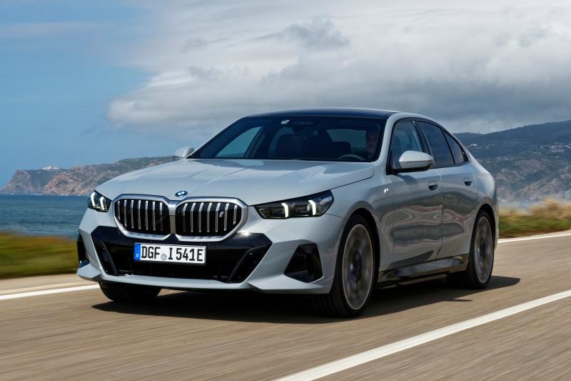 xe sang,  bmw,  lexus,  mercedes-benz,  audi,  my,  xe dien,  xe hybrid,  ev,  phev anh 1