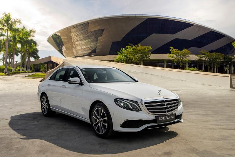 Mercedes-Benz E-Class anh 1