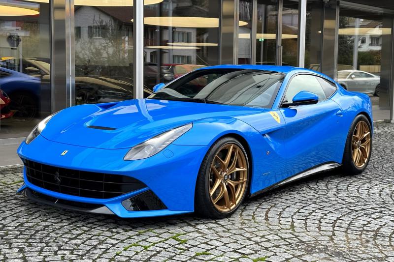 loi nhuan,  oto,  doanh so,  bien do loi nhuan,  ferrari,  toyota,  tesla,  byd,  xe dien,  bmw,  mercedes-benz,  porsche,  thue quan,  donald trump anh 4