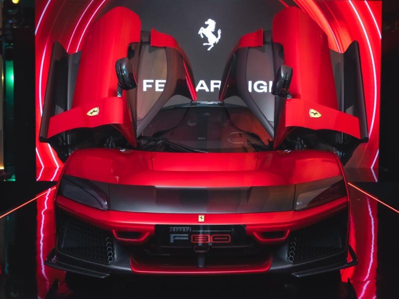 sieu xe,  hypercar,  ferrari,  ferrari f80,  f80,  singapore,  singapore gp,  singapore grand prix,  universo ferrari anh 9