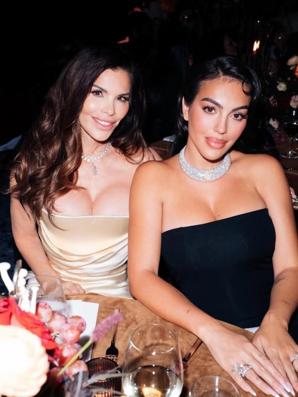 Lauren Sanchez,  Jeff Bezos,  vo Jeff Bezos,  dam cuoi Jeff Bezos,  dam cuoi ty phu,  sieu dam cuoi anh 8