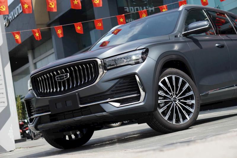 Geely anh 4