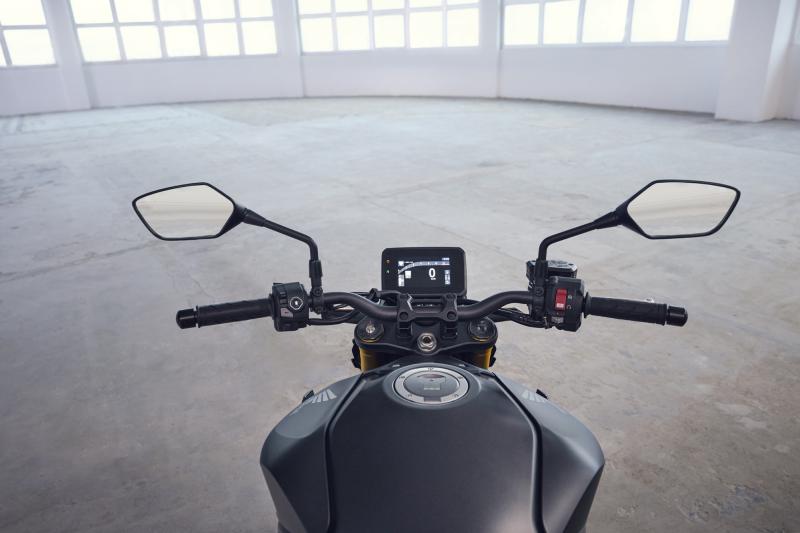 Honda CB1000 anh 1
