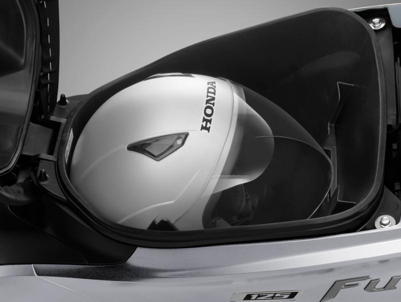 Honda Future 125 FI anh 6