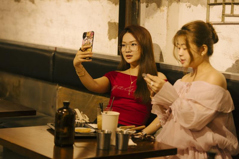 dong cua,  tang gia,  thi truong anh 2