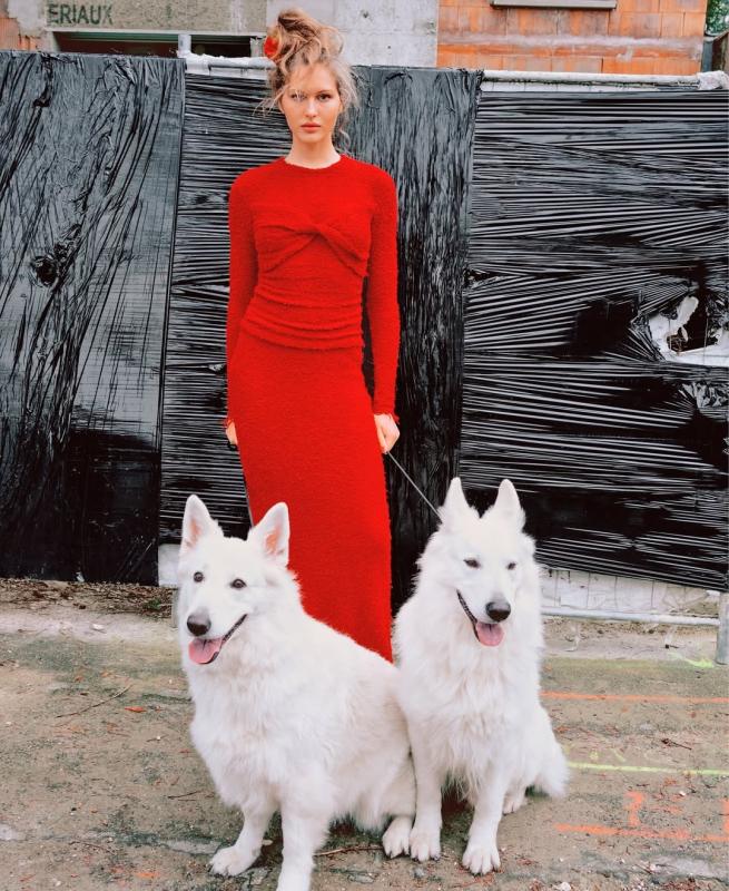 Angelina Kendall,  con lai,  Hermes,  Isabel Marant,  Rabanne,  Stella McCartney,  D&G anh 9
