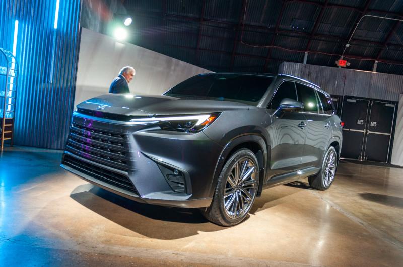 oto,  trung thanh,  thuong hieu,  trung thanh thuong hieu,  toyota,  honda,  porsche,  mercedes-benz,  bmw,  lexus,  ford,  subaru,  j.d. power,  jd power anh 2